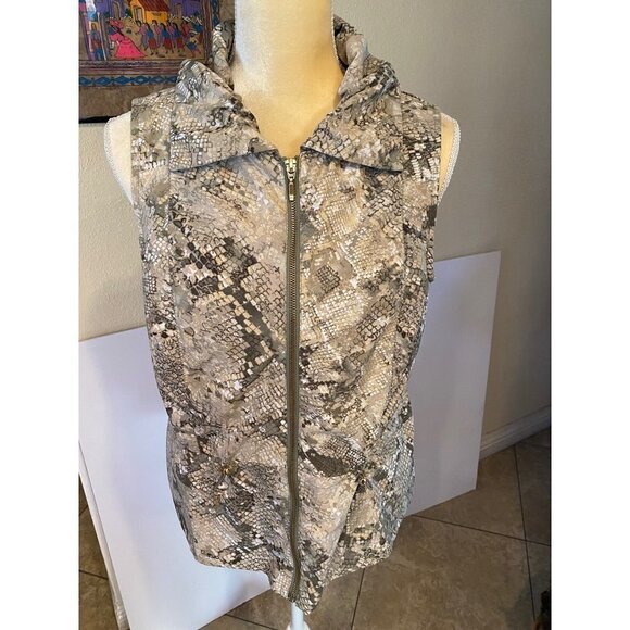 Chicos Zenegy Animal Print Vest, size 1 (Medium 8) - Picture 4 of 10